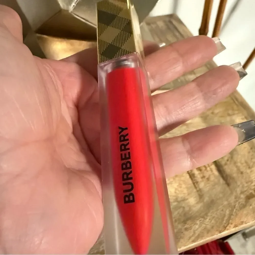 Burberry Kisses Liquid Matte Lipstick – Shade 106 “The Red” True Luxury Red